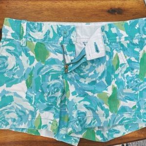 Lilly Pulitzer Callahan blue floral shorts